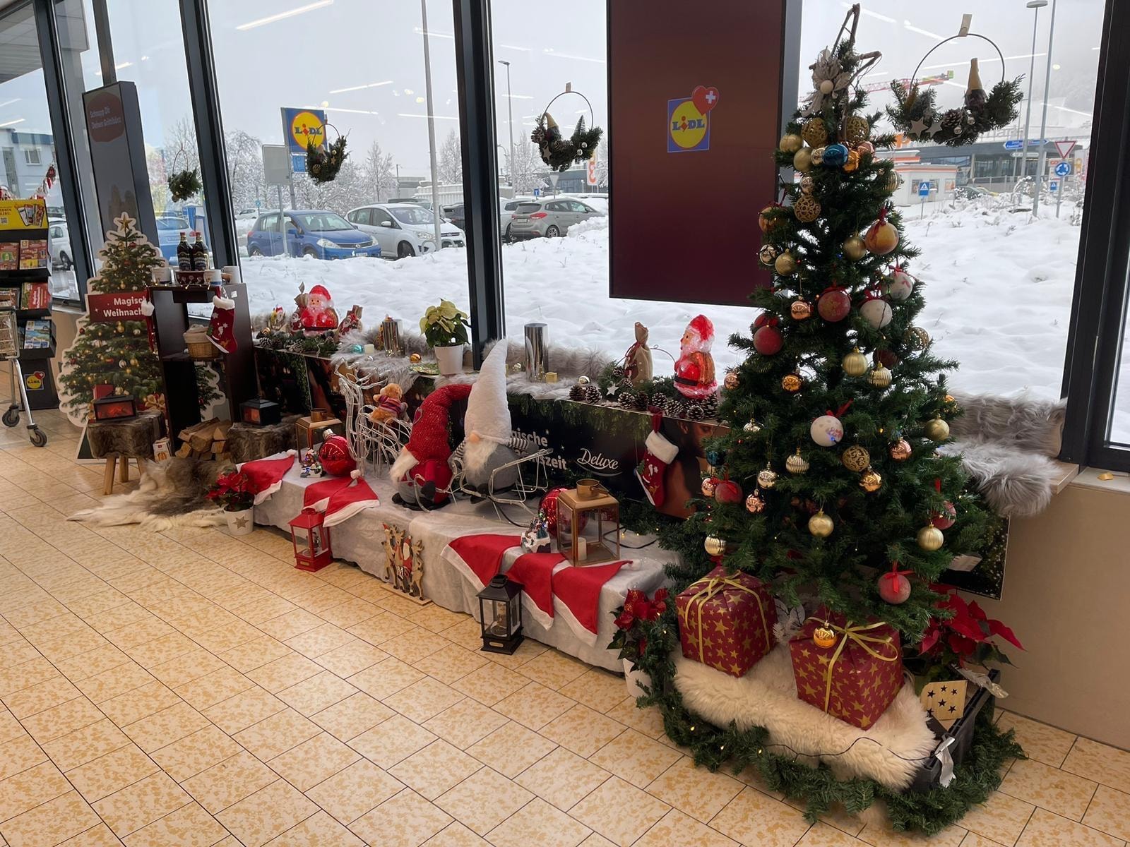 Lidl Weihnachtsdekoration Vorort