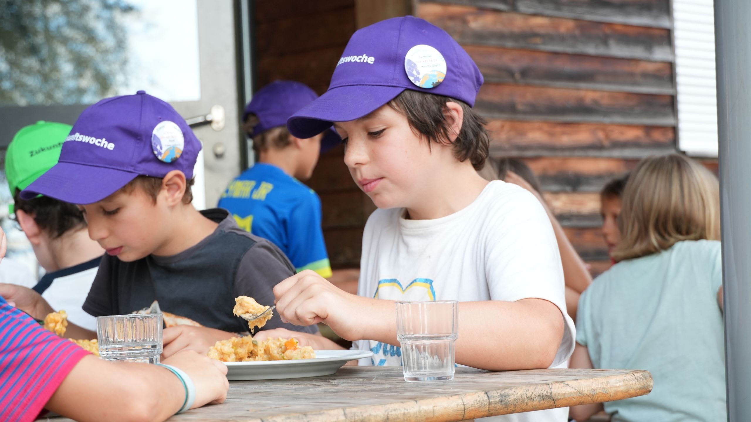 Kinder im Sommerlager der Restlos Geniessen Challenge