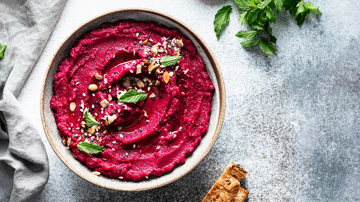 Randenhummus mit Minze