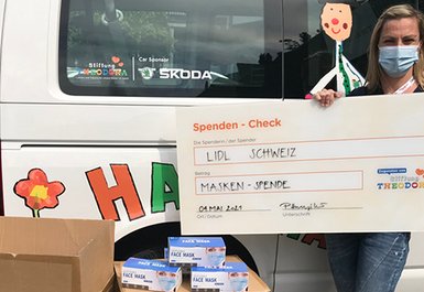 Frau mit Check 